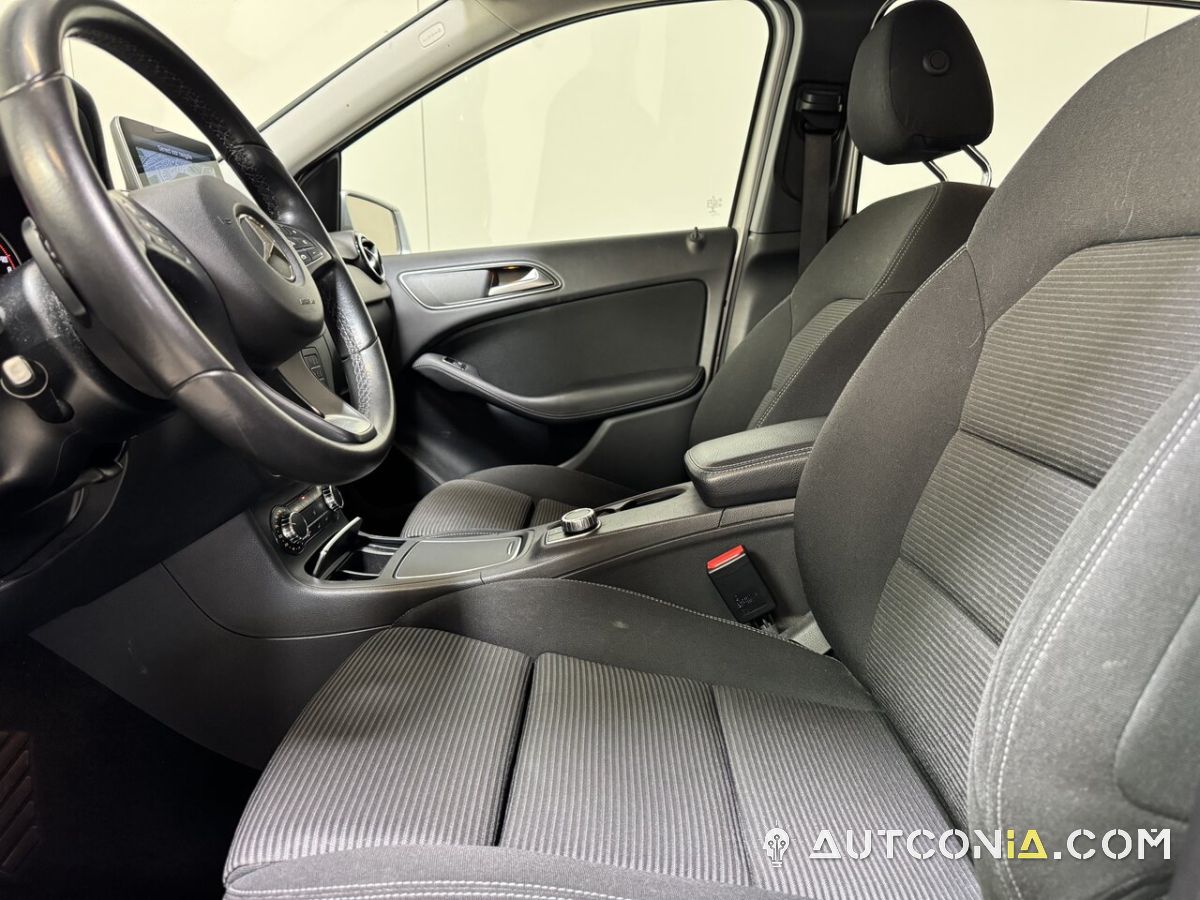 Mercedes-Benz B-180 — foto 19