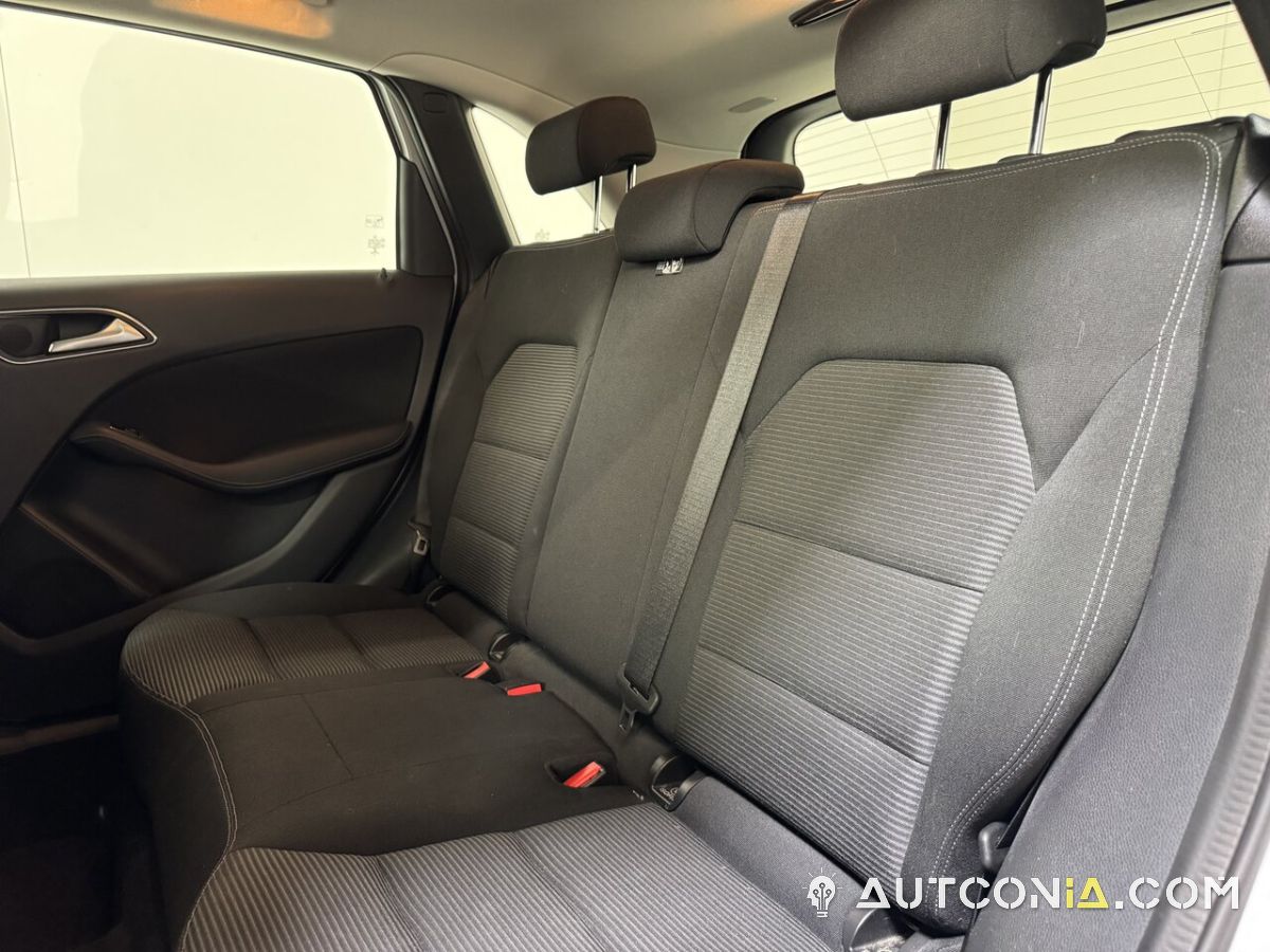 Mercedes-Benz B-180 — foto 14