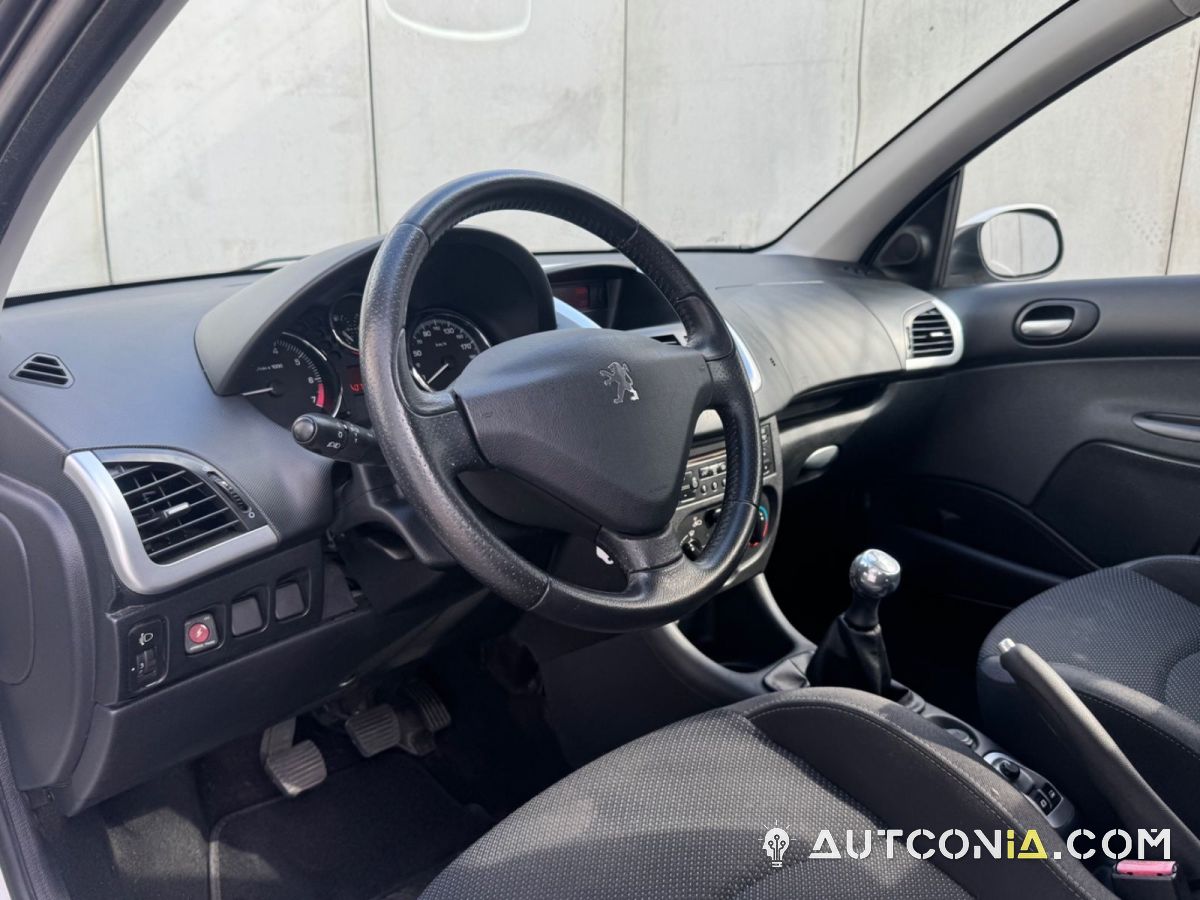 Peugeot 206 — foto 10