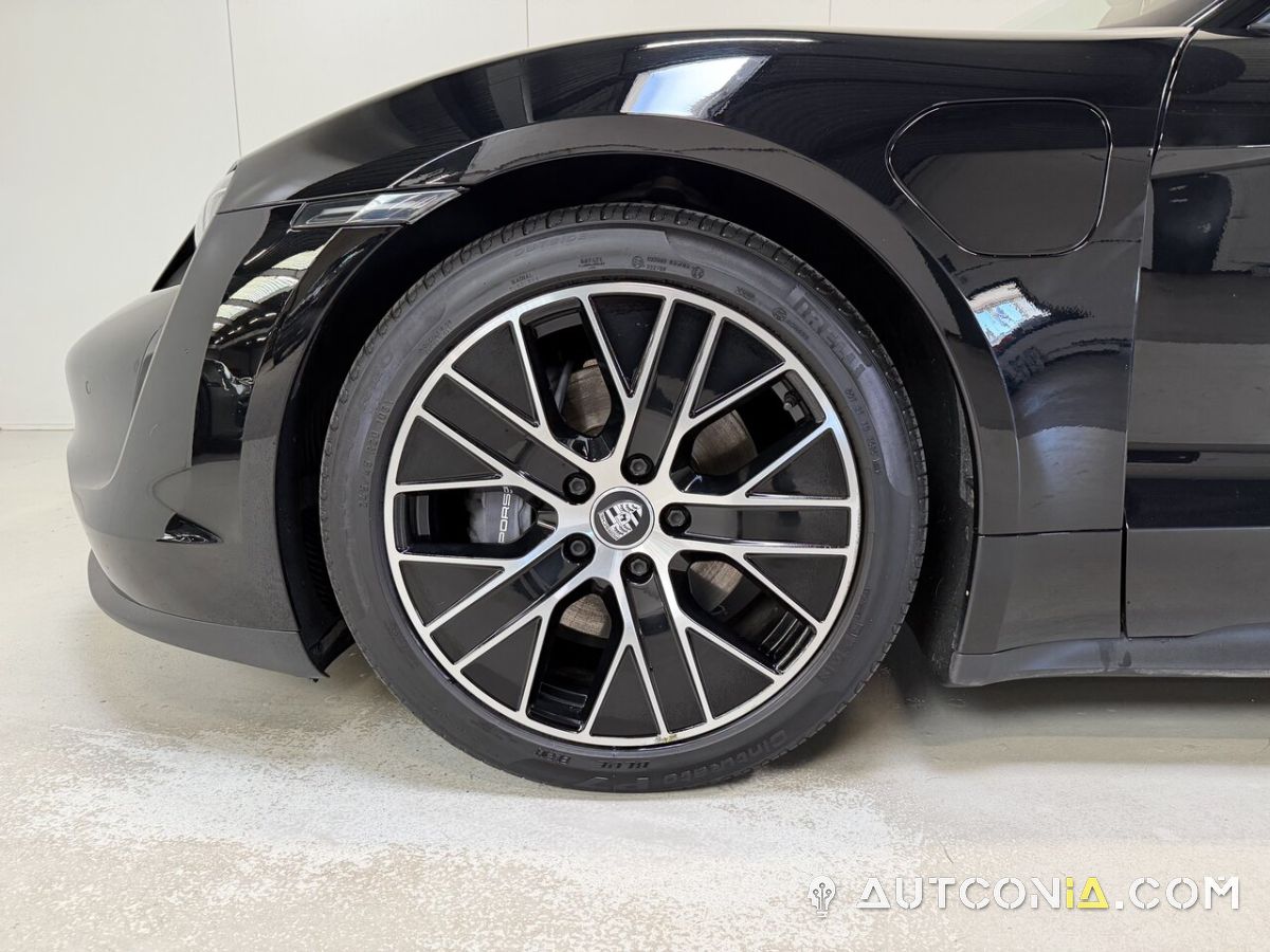 Porsche Taycan — foto 5