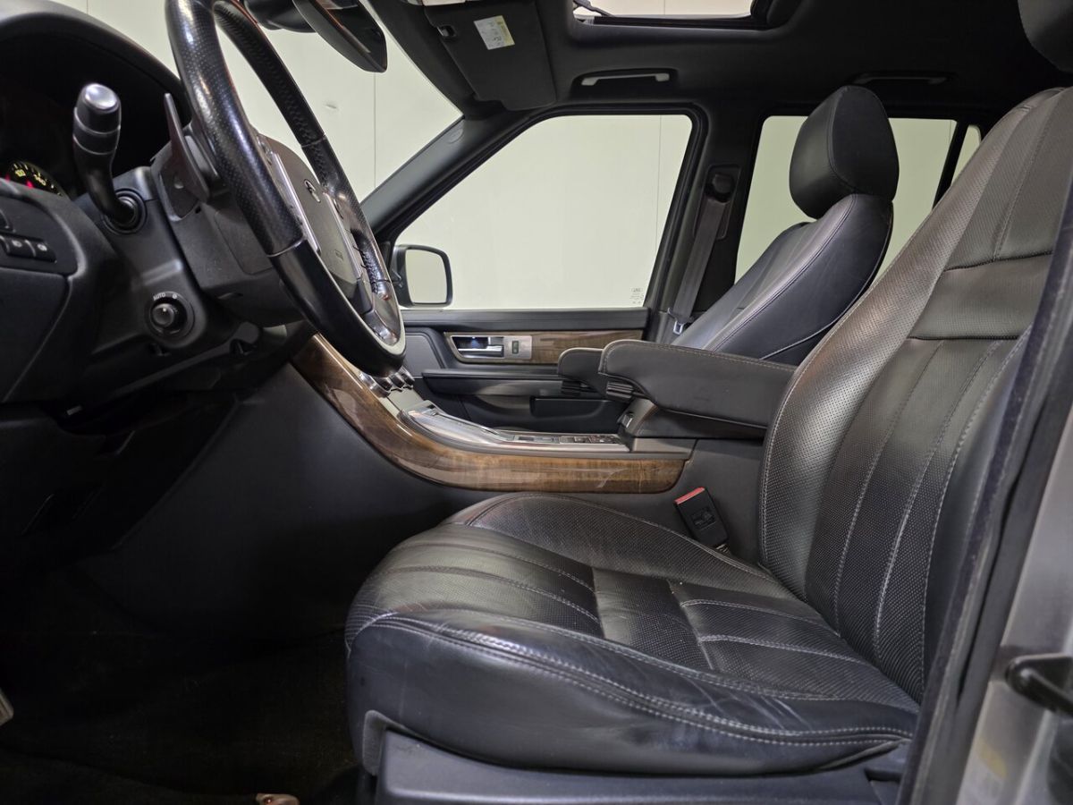 Land-Rover Range-Rover-Sport — foto 14