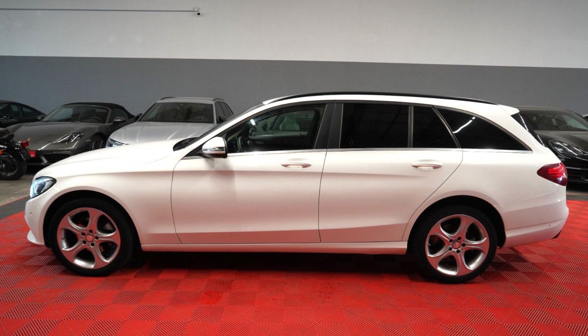 Mercedes-Benz C 220 — foto 10