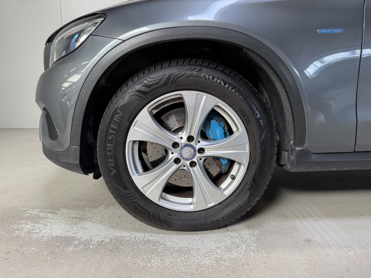 Mercedes-Benz GLC-350 — foto 4