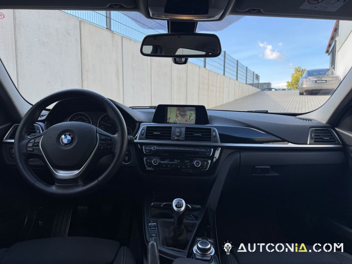 BMW 318d — foto 15