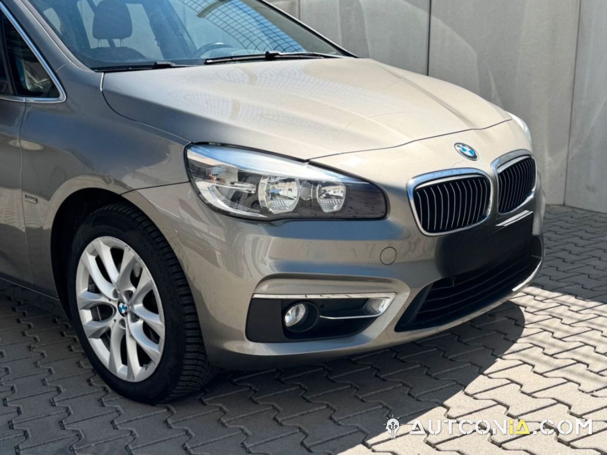 BMW 218 Gran Tourer — foto 8