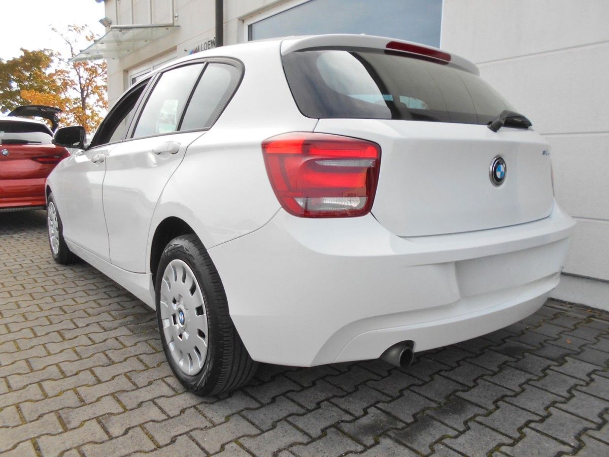 BMW 114i — foto 3