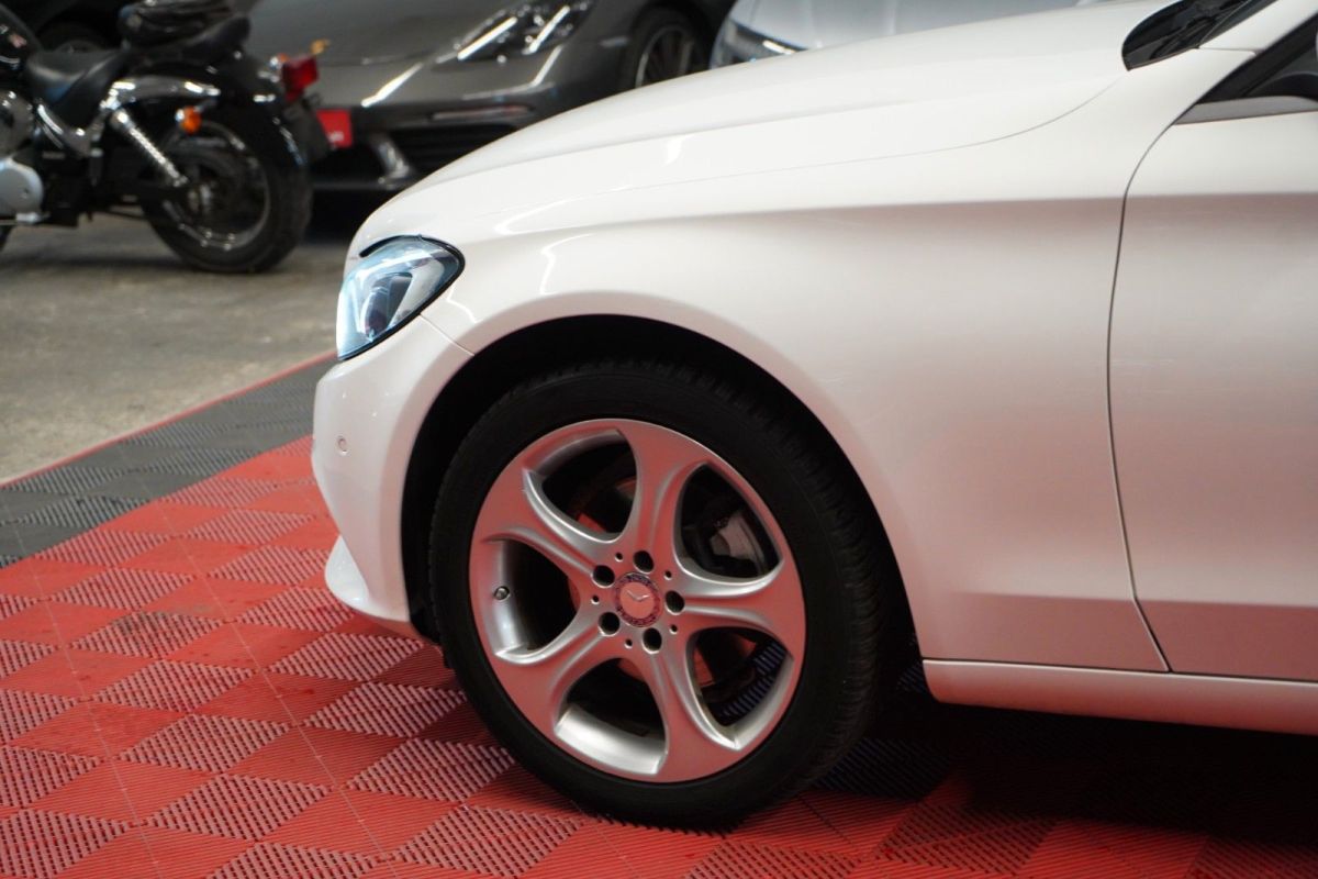 Mercedes-Benz C 220 — foto 12