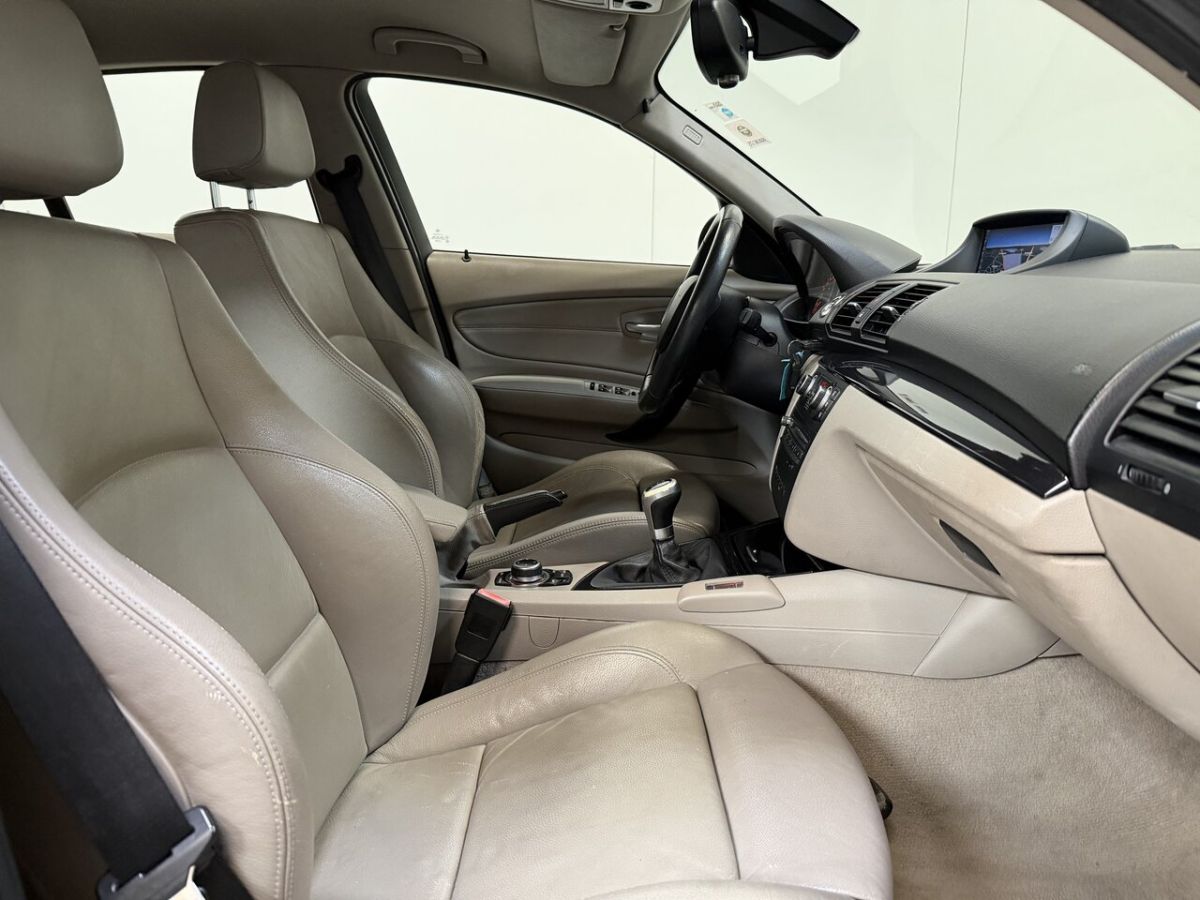 BMW 118d — foto 27