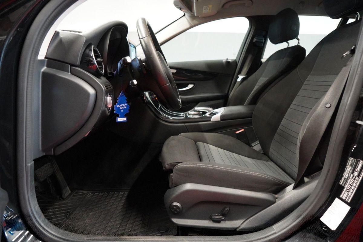 Mercedes-Benz C 220 — foto 15