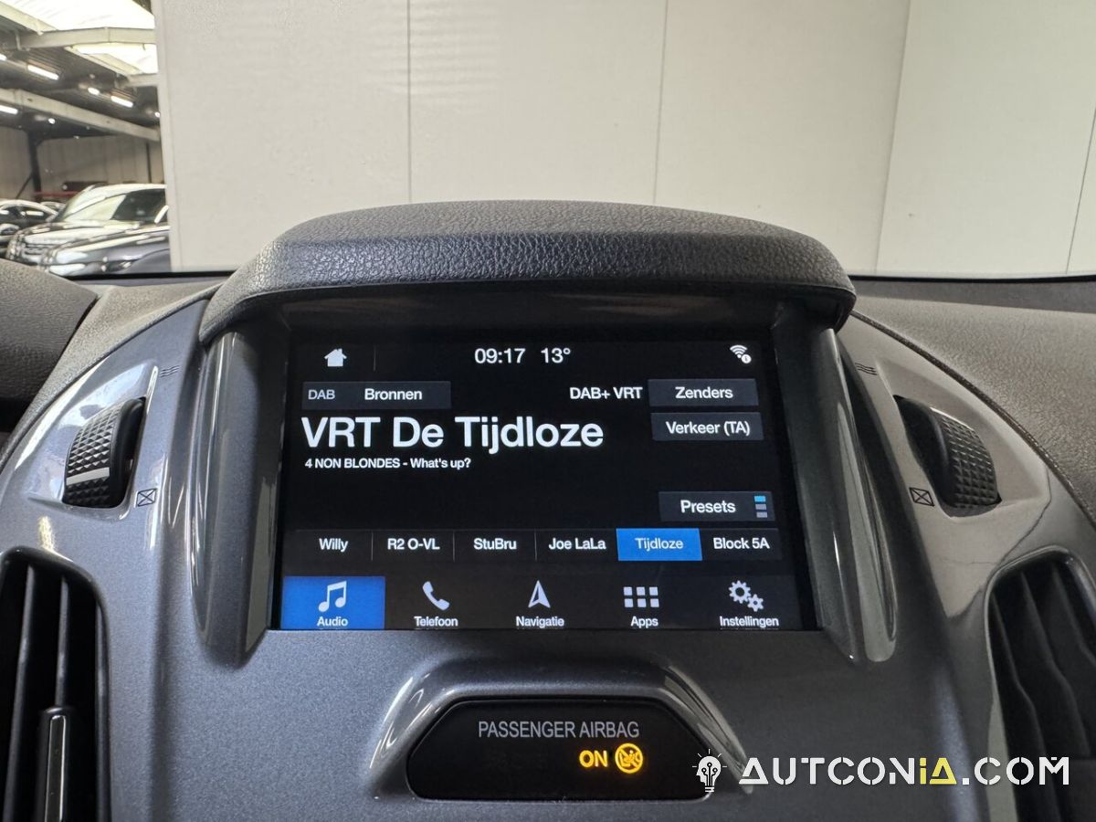 Ford Tourneo — foto 21