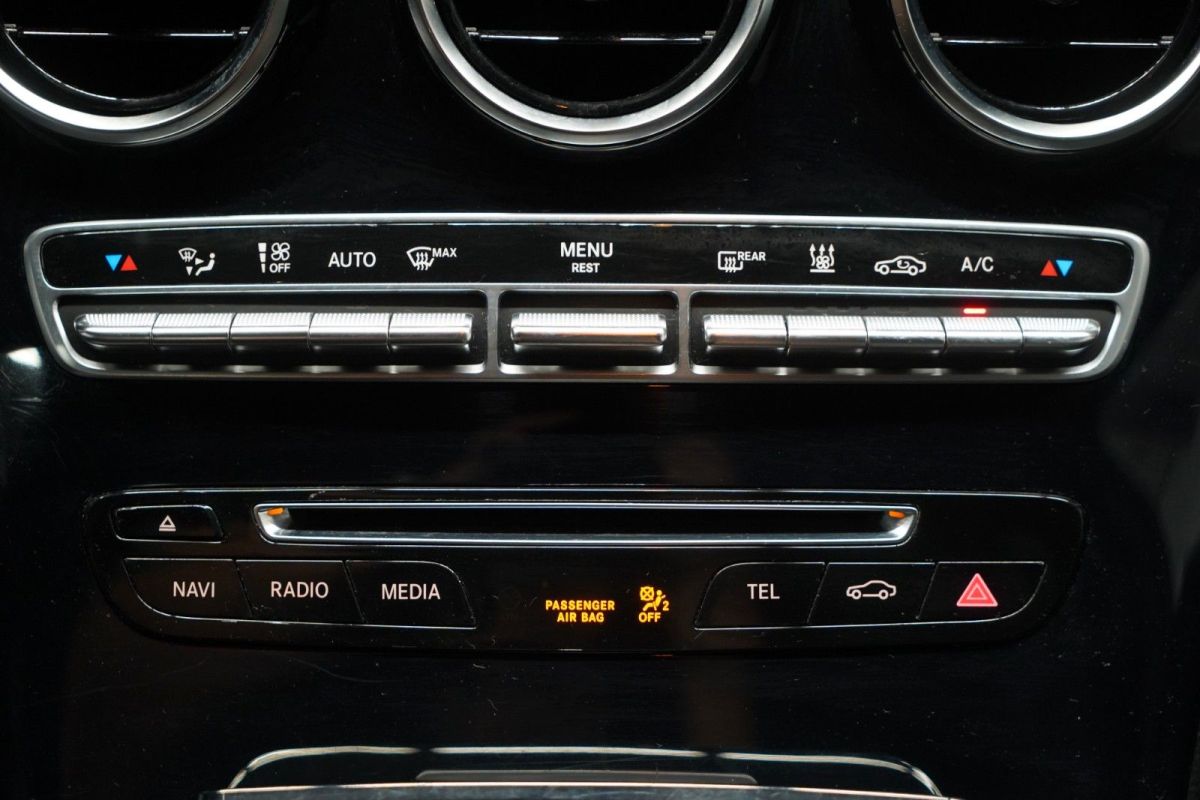 Mercedes-Benz C 220 — foto 28