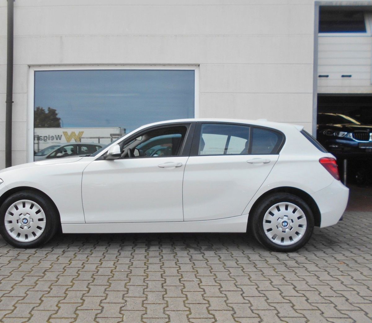 BMW 114i — foto 2