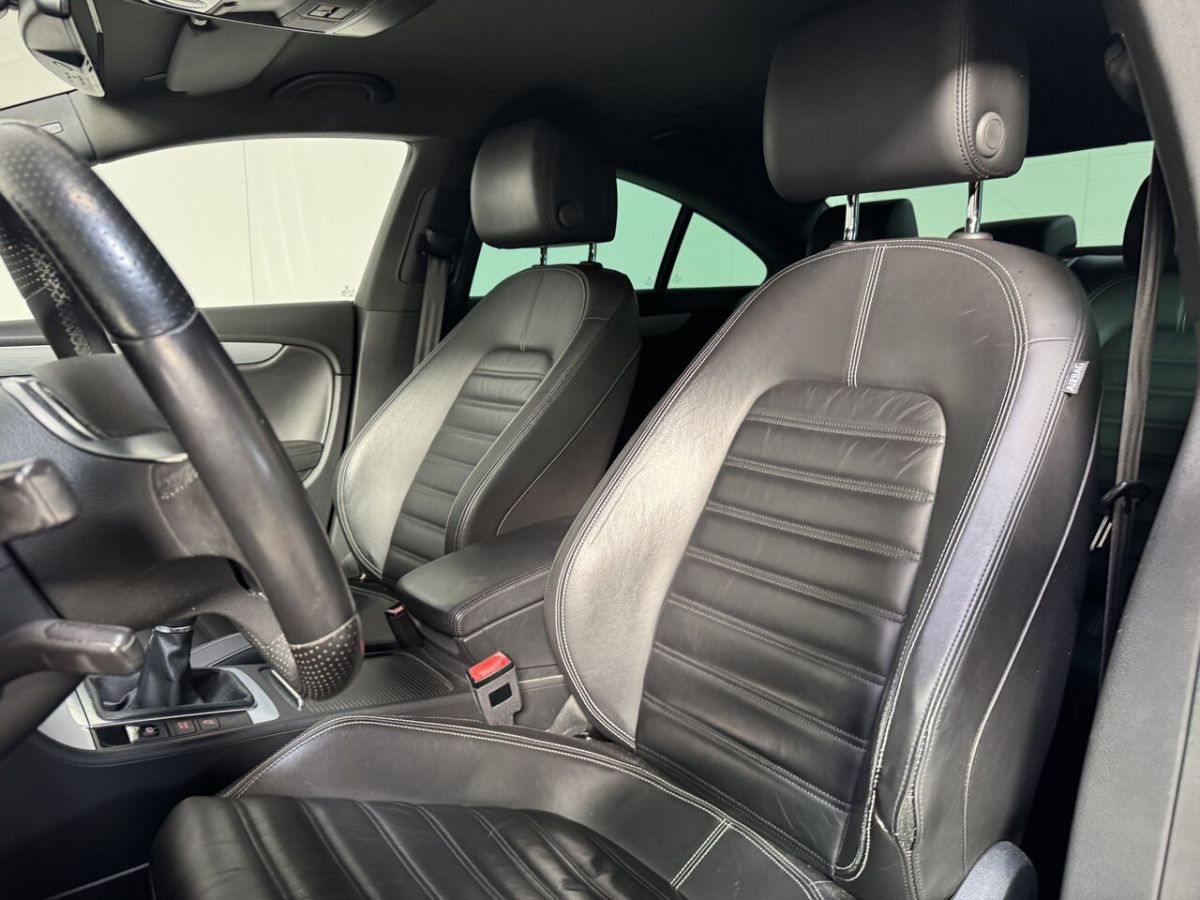 Volkswagen Passat-CC — foto 15