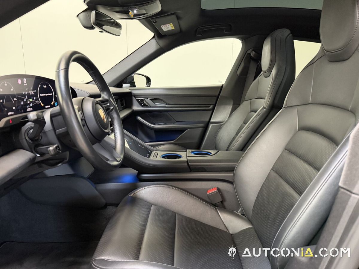 Porsche Taycan — foto 13