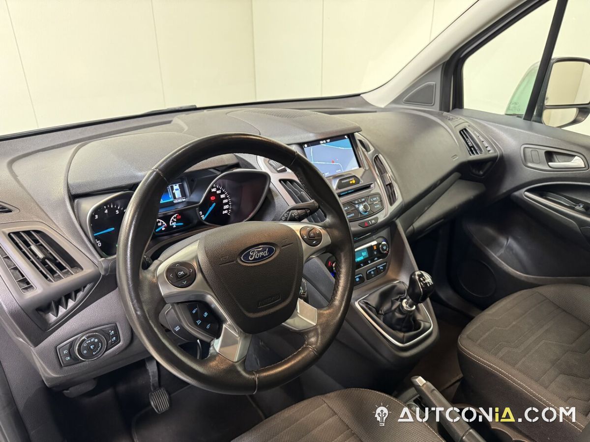 Ford Tourneo — foto 25