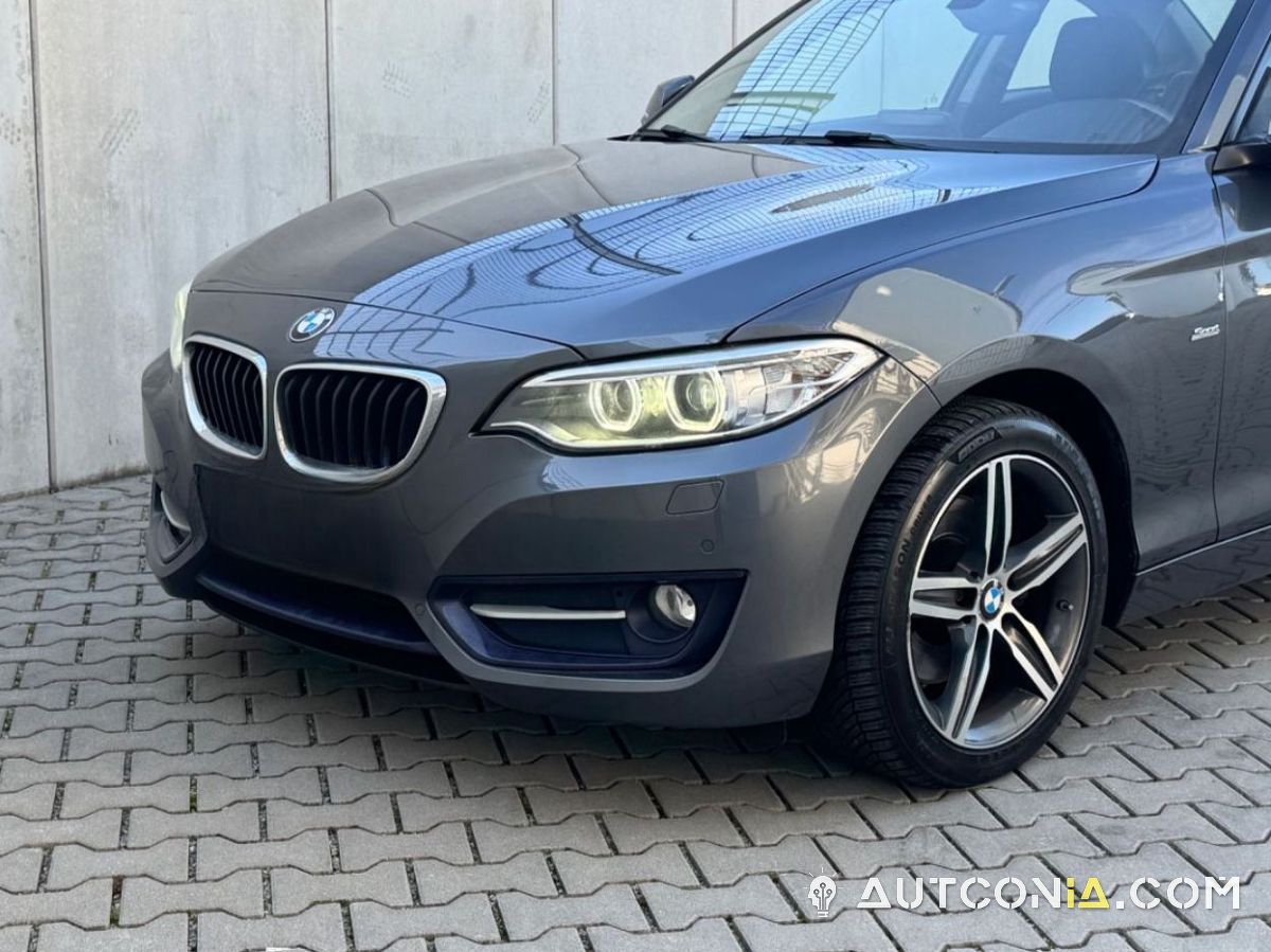 BMW 220 — foto 2