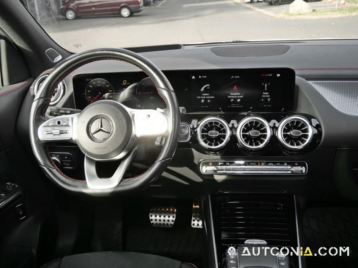 Mercedes-Benz EQA — foto 7