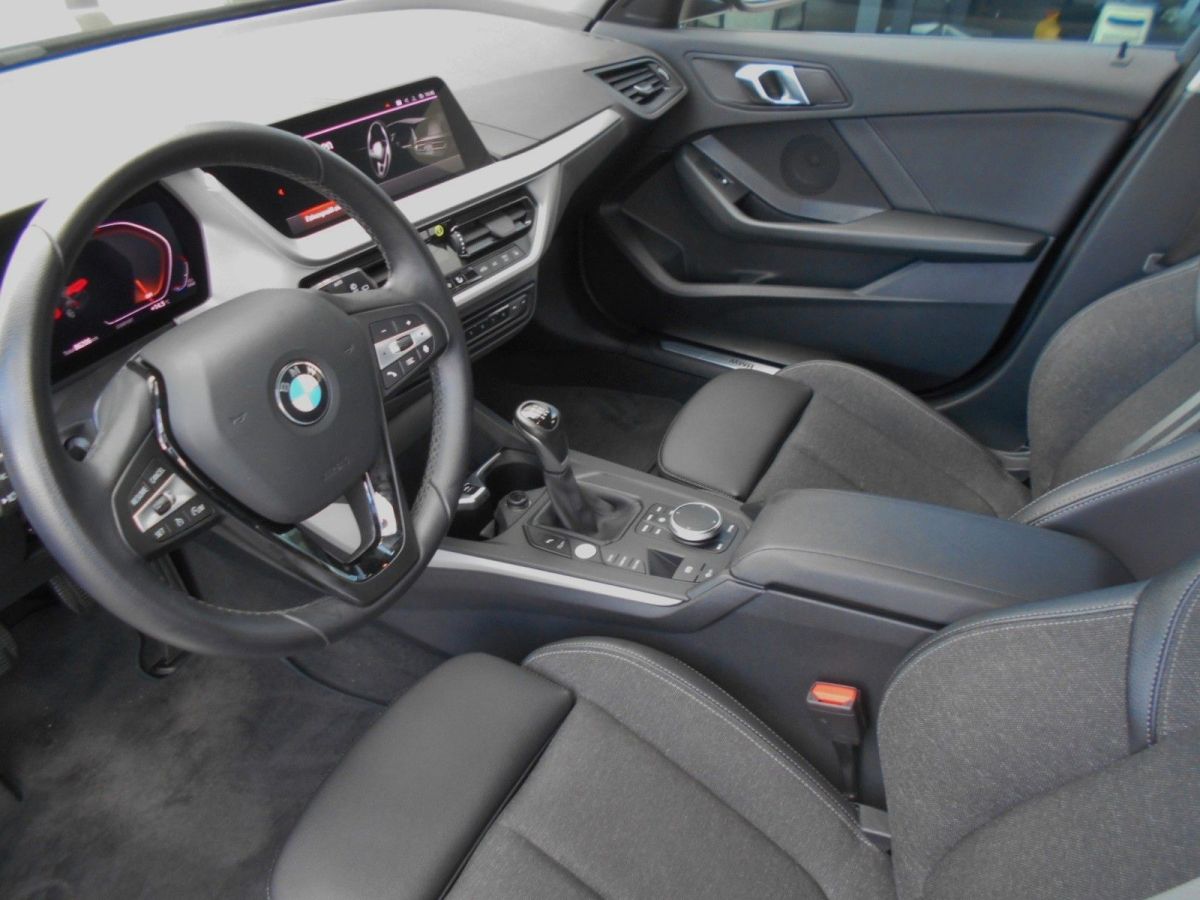 BMW 118i — foto 8