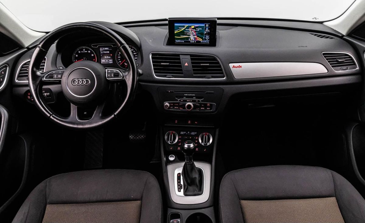 Audi Q3 — foto 14