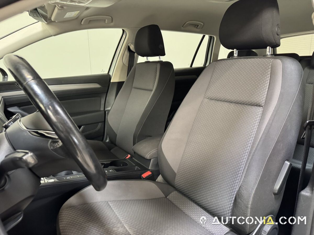 Volkswagen Passat — foto 15