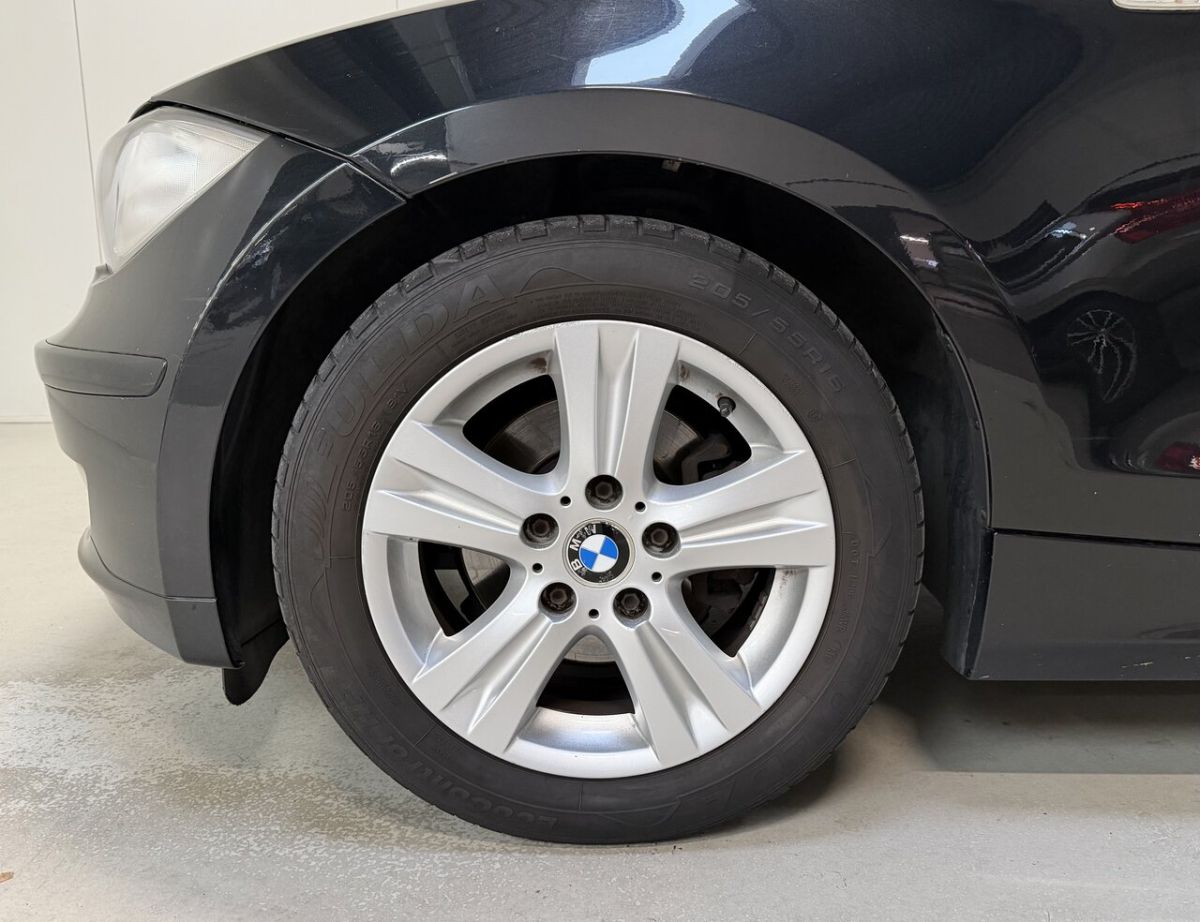 BMW 118d — foto 4