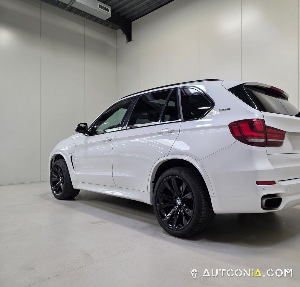 BMW X5 — foto 4