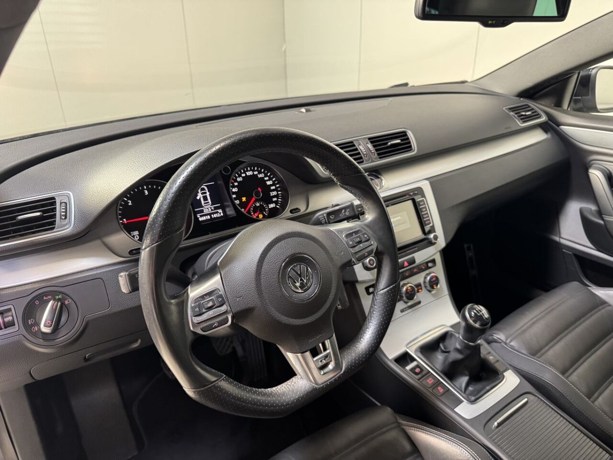 Volkswagen Passat-CC — foto 20