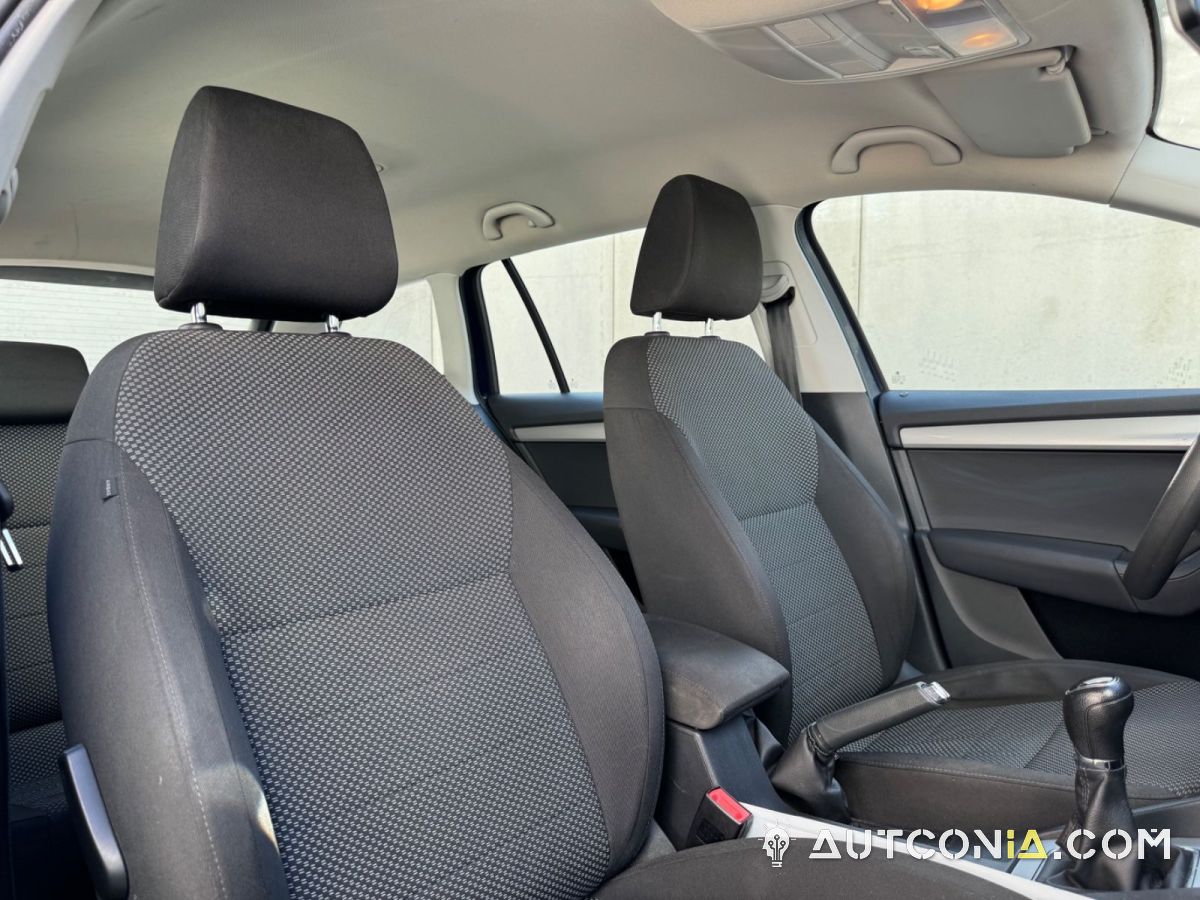 Skoda Octavia — foto 13