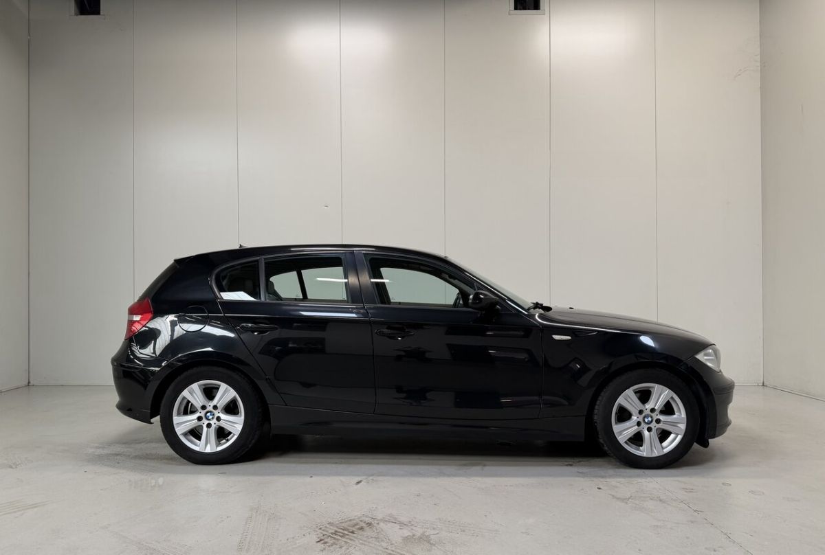 BMW 118d — foto 11